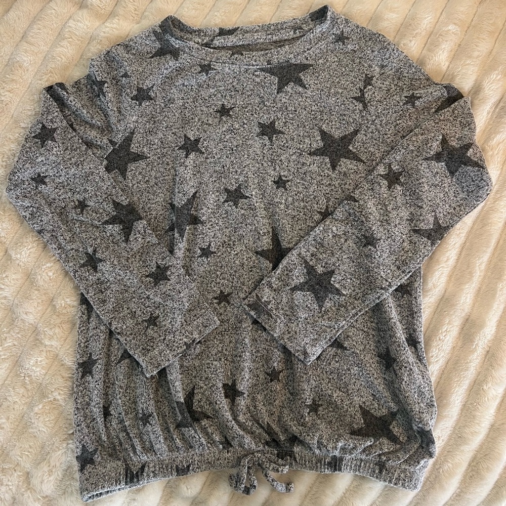 Cat & Jack Kids in size S( 6/6X). In very good condition.